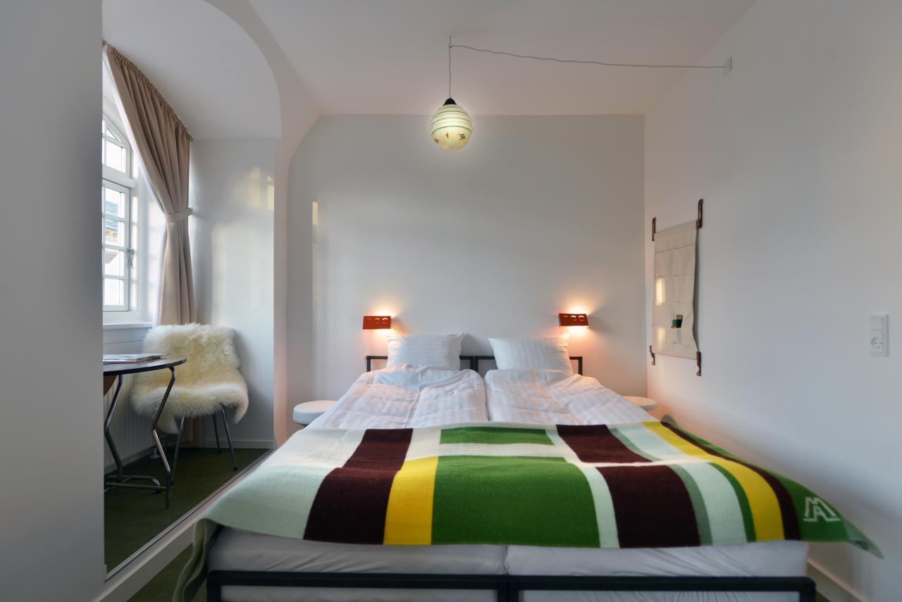 Carmel Hotel 3*